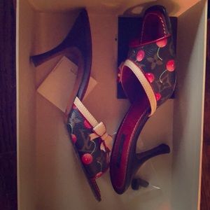 Louis Vuitton shoes for Women.